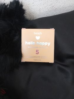 Benefit Hello Happy Velvet Powder Foundation # 5