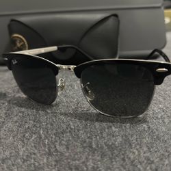 Ray-Ban Clubmaster Classic