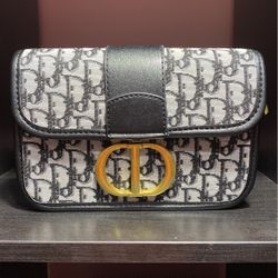 Clutch/Crossbody Bag