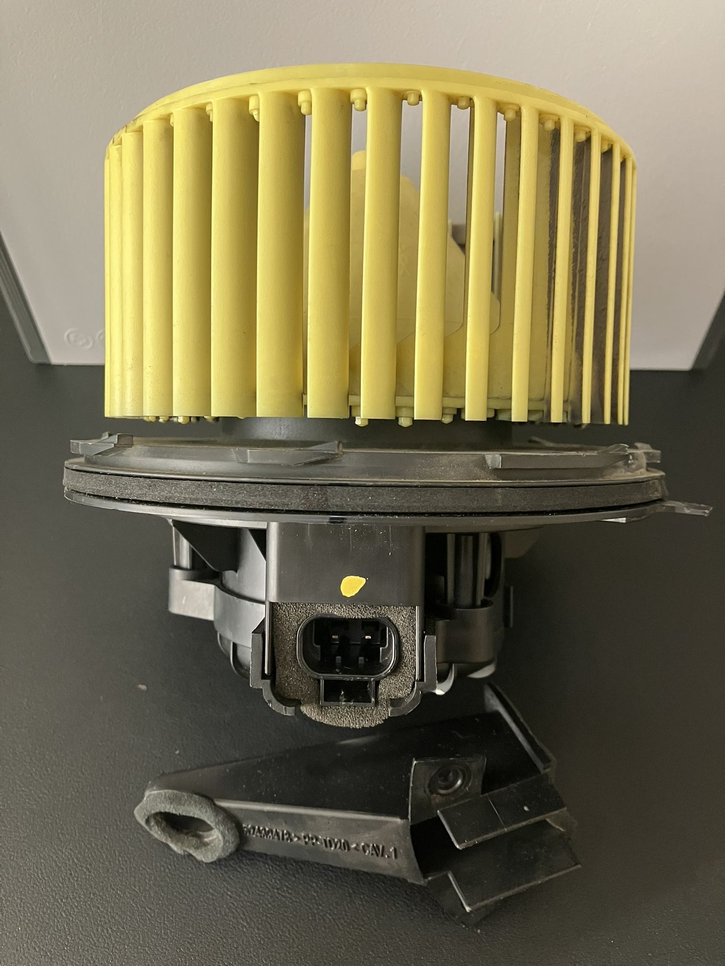 5243*9553 GM | HVAC Blower Motor