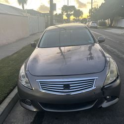 2011 Infiniti G37