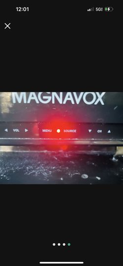 Magnavox tv With Tv Stand