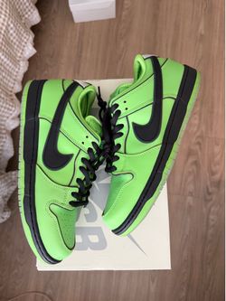 Nike SB dunk "Buttercup" size 9.5 M