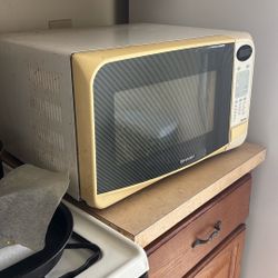 Used Microwave 