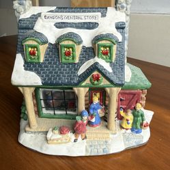 Lemax Dawson’s General Store Christmas Village