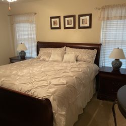 King Size Wood Bed With Mattress