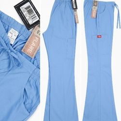 Dickies Women's Scrubs Set Ciel Blue Small 