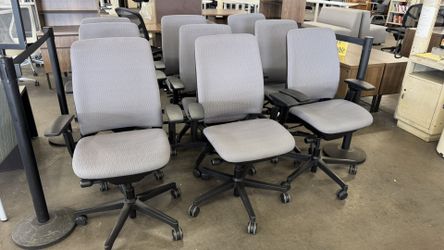 Steelcase Amia Task Chair