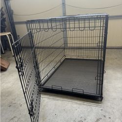 Extra Large Crate With Divider Panel 
