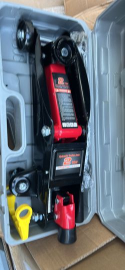 DNA Motoring Floor Jack