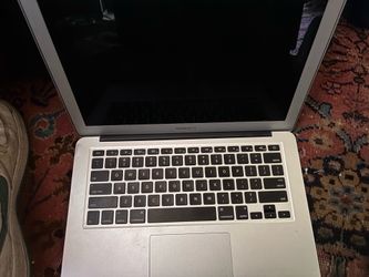 MacBook Air $400 OBO