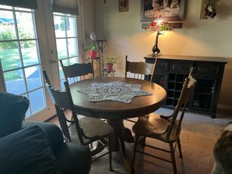 Kitchen table with 4 chairs