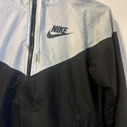 Relocating Sale: women’s & Juniors Clothing