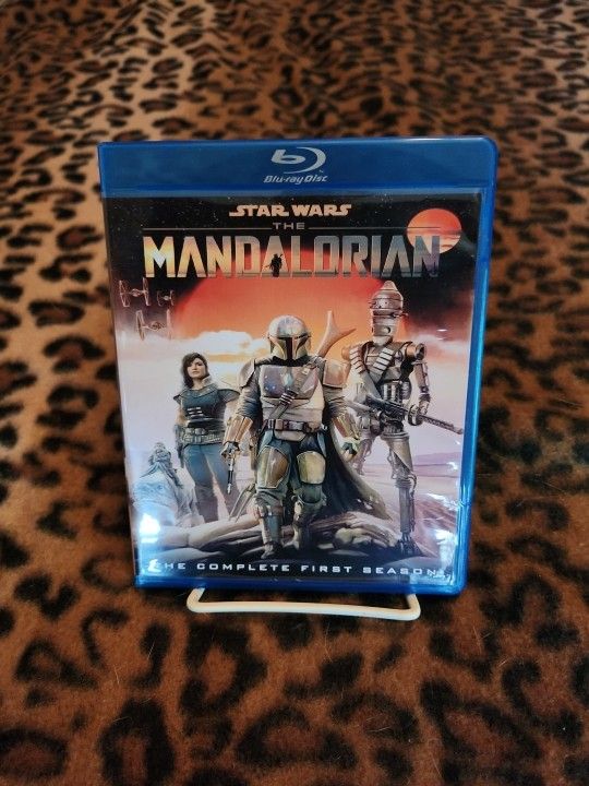 Star Wars: The Mandalorian Season 1 (Bluray - 2020 Release) 8 Episodes, Disney