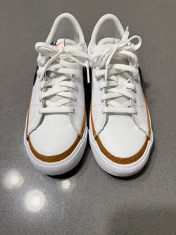 Nike Low-Top White Sneakers