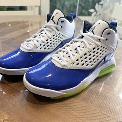 JORDAN MAX 200 ‘ROYAL VOLT’ SIZE 11 MENS