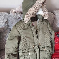 Girls Winter Parka Jacket Size 8/10  Green In Perfect & Clean Cond