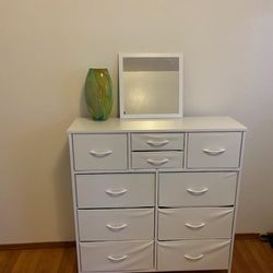 Dresser - White 