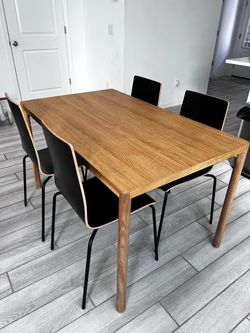 Wood Dining Table with 4 Black Chairs