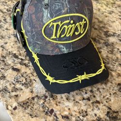 Palm Angles / Joe Fresh Goods Hat 