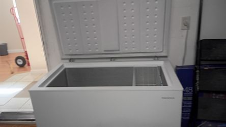 Freezer 7cu ft. Insignia