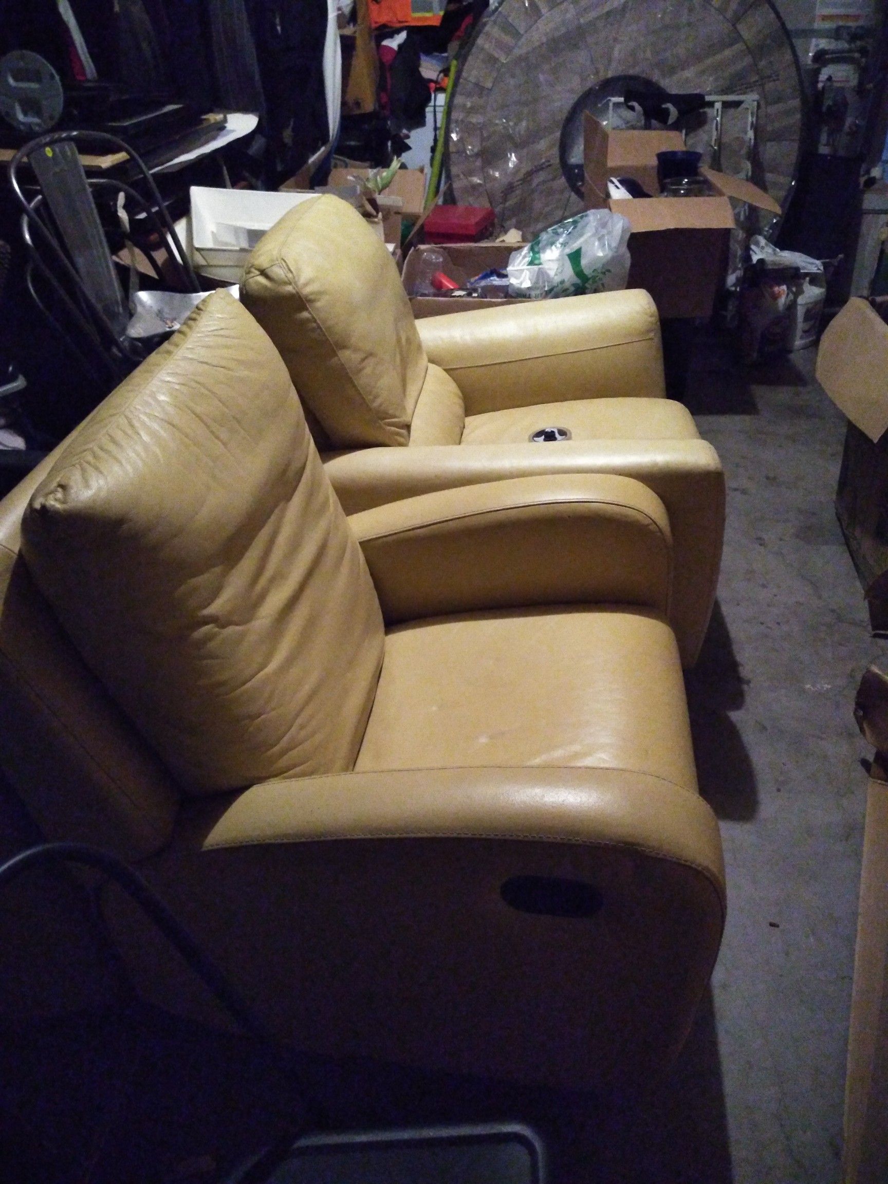 Leather recliners FREE!! NEED GONE TODAY!!