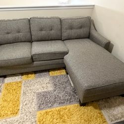 Sofa with chaise and pull out bed