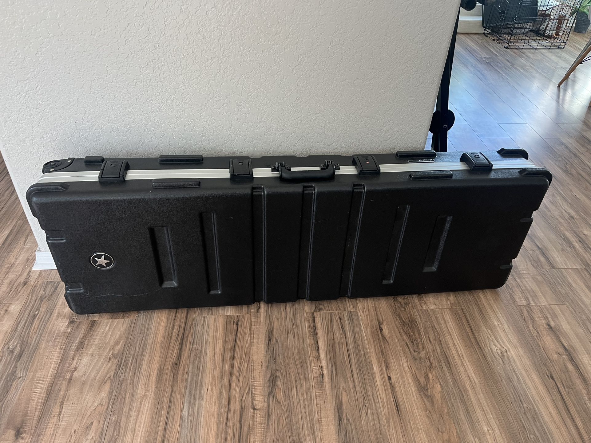 Roadrunner 88 Hard Keyboard ๐น Case