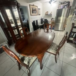 4 Chair Dinner Table 