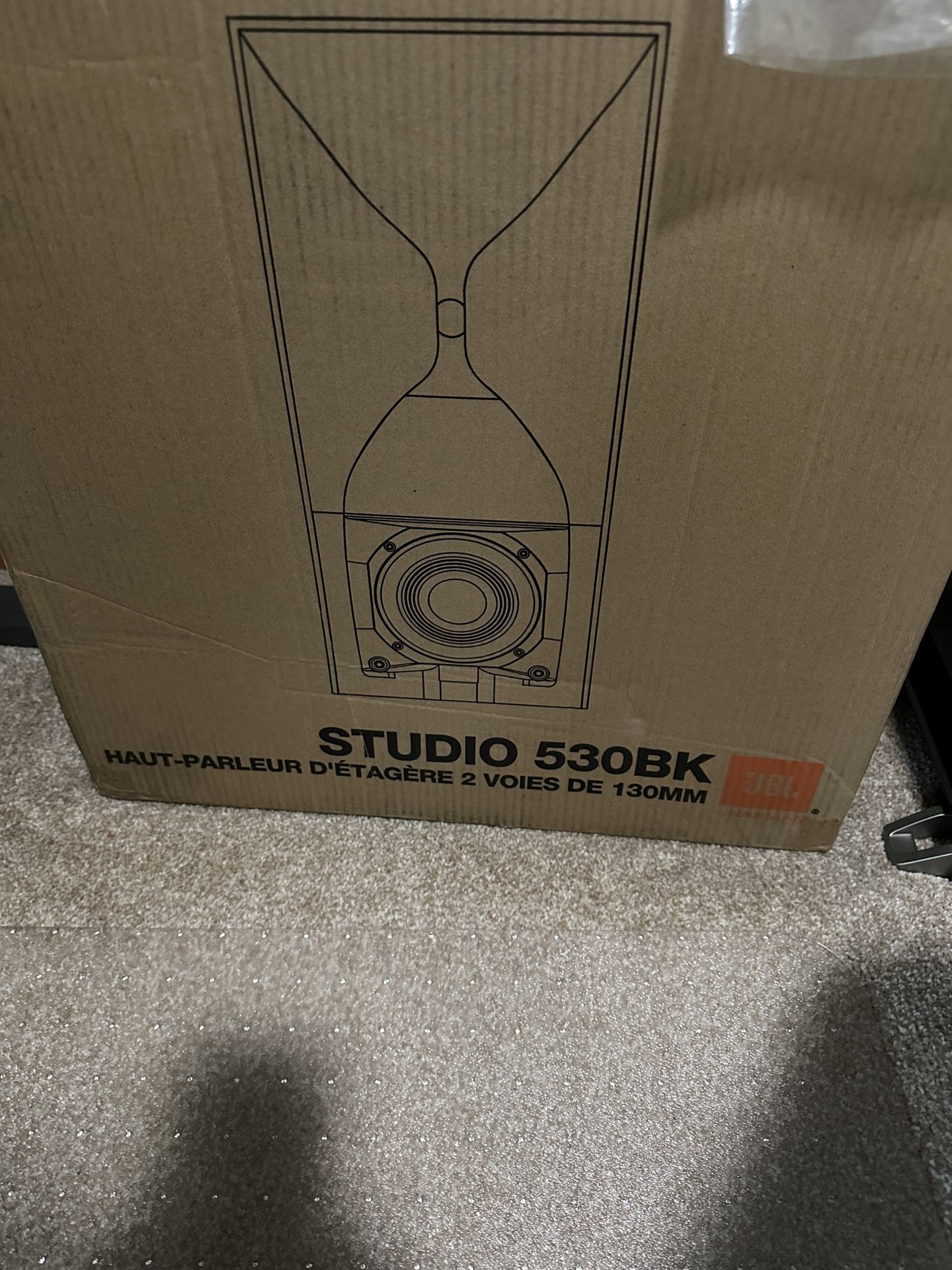 JBL Studio 530 Speakers New In Box!