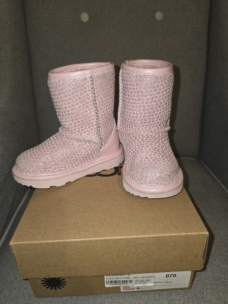 Ugg Toddler Size 7 Boots