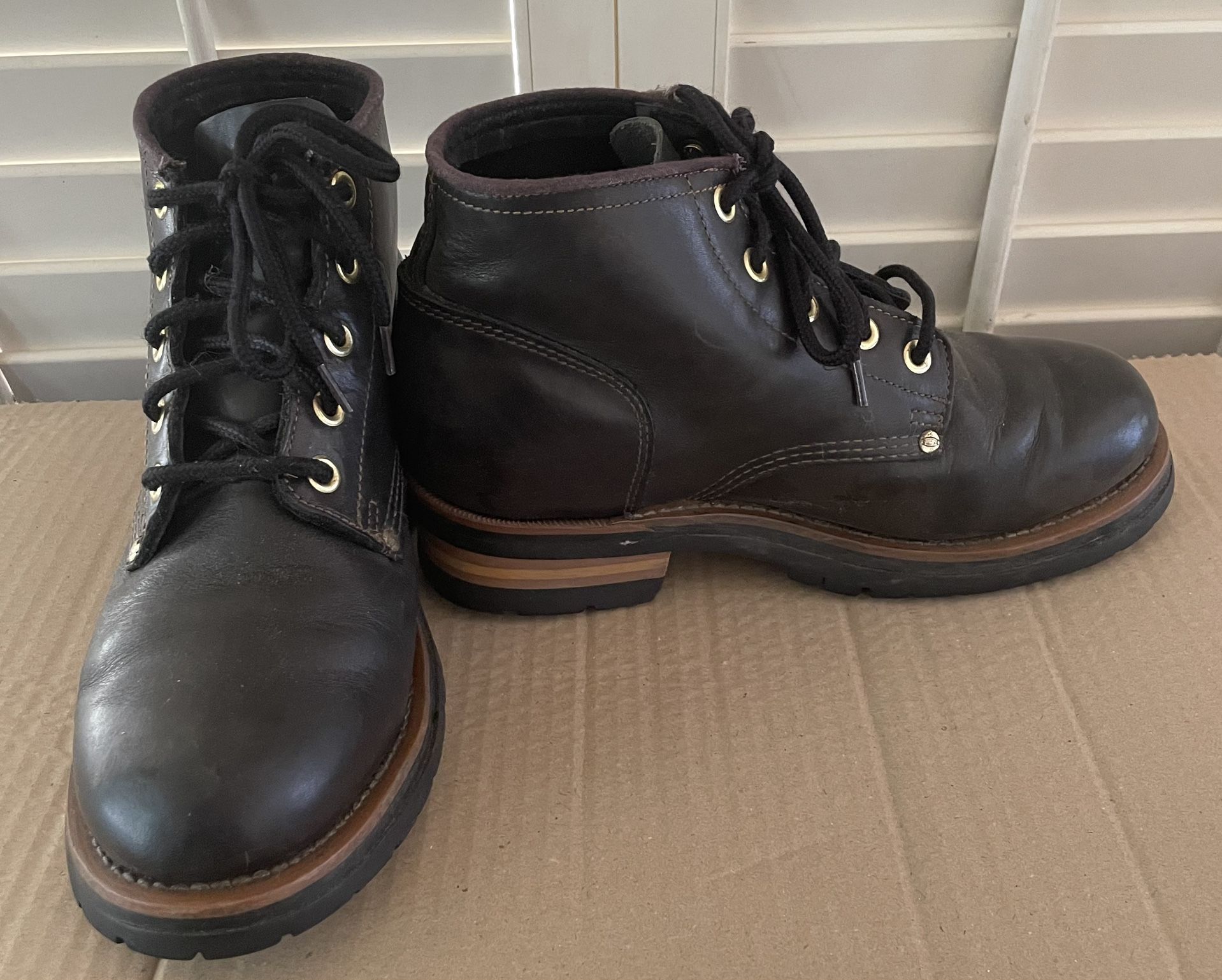 Men’s Skechers Cascade Boots, Size 11