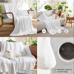 Lightweight Cooling Blanket Twin Size, 100% Rayon Derived from Bamboo, Summer Blanket Thin Light Blanket Jacquard Textured, Breathable White Blankets,