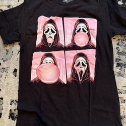 Scream, Ghost Face Halloween Women’s Shirt, Bubblegum Size Small Fits Like Medium