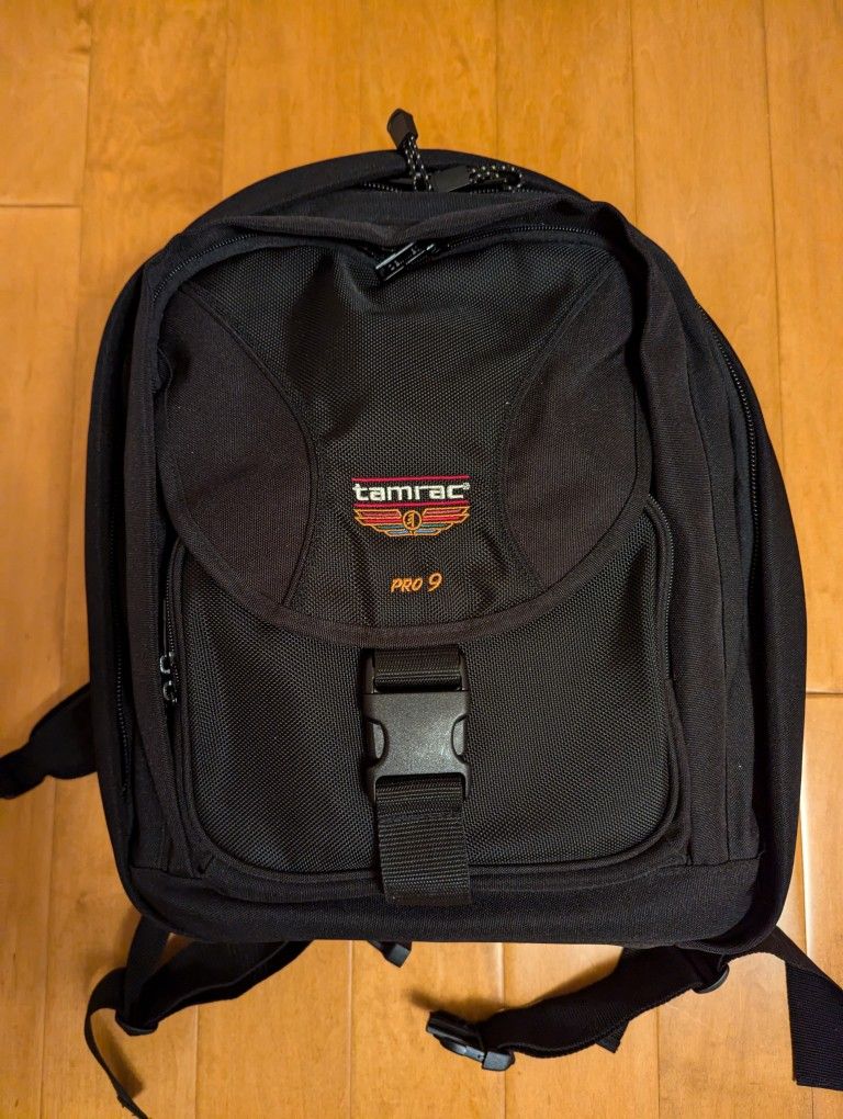 Tamrac Pro 9 Large Camera Computer Bag Canon Nikon SLR