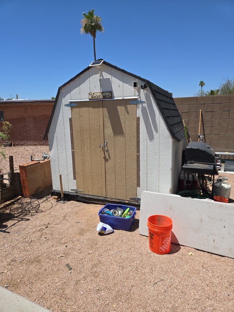 Storage Shed 8'x8' Wood Frame With A/c Unit!
