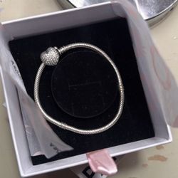 Pandora bracelet 