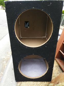 2 12" speaker enclosure