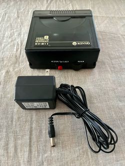 Kinyo KV-811 Video 8 Cassette Tape Rewinder With Power Cord Untested