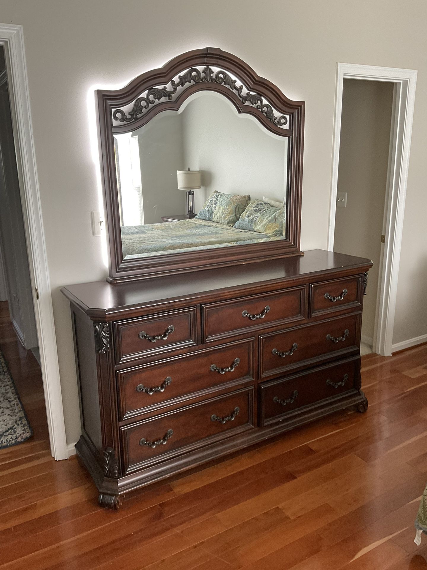 Dark Wood bedroom Set