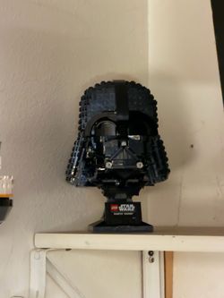 Pre-Built Lego Darth Vader (75304)