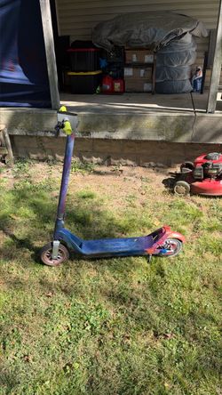 Electric scooter