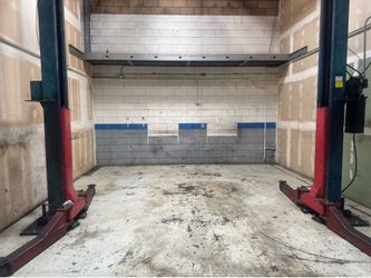 15k lbs twin post lift