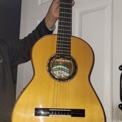 Guitarra de Paracho Michoacan Electro Acustica