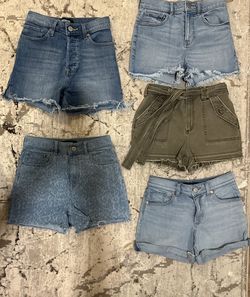 Express shorts bundle size 0