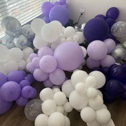 FREE BALLOON CLUSTERS
