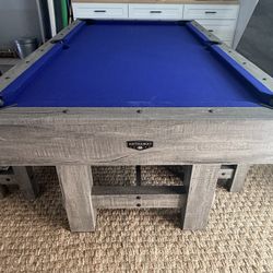 7ft. Hathaway Logan Pool table