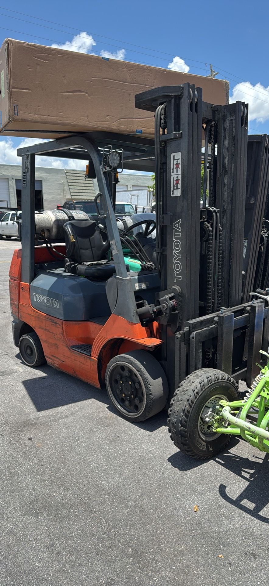 Forklift Toyota 6000 lbs Montacargas