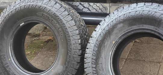 2. TIRES. VREDESTEIN  PINZA.  31X10.50  R 15
