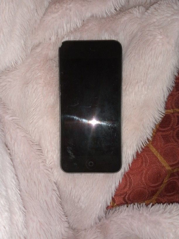 IPOD 32GB 7th Generation